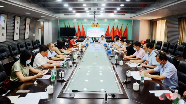 电白区政协委员调研图书馆、综合档案馆和规划展览馆设计建设情况