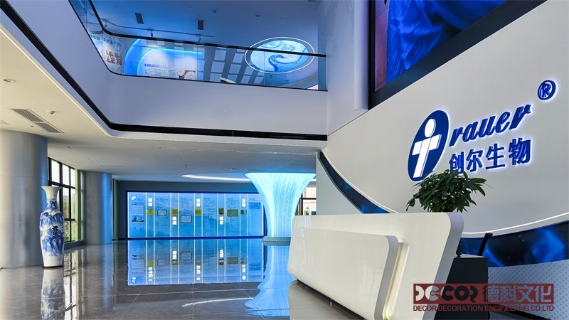如何通过互动展厅设计提升观众的社会参与感？