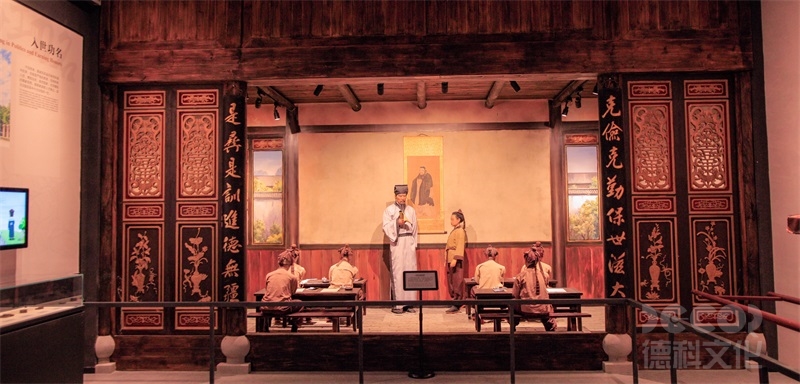 博物馆展馆装修公司如何确保展柜玻璃的防紫外线性能？